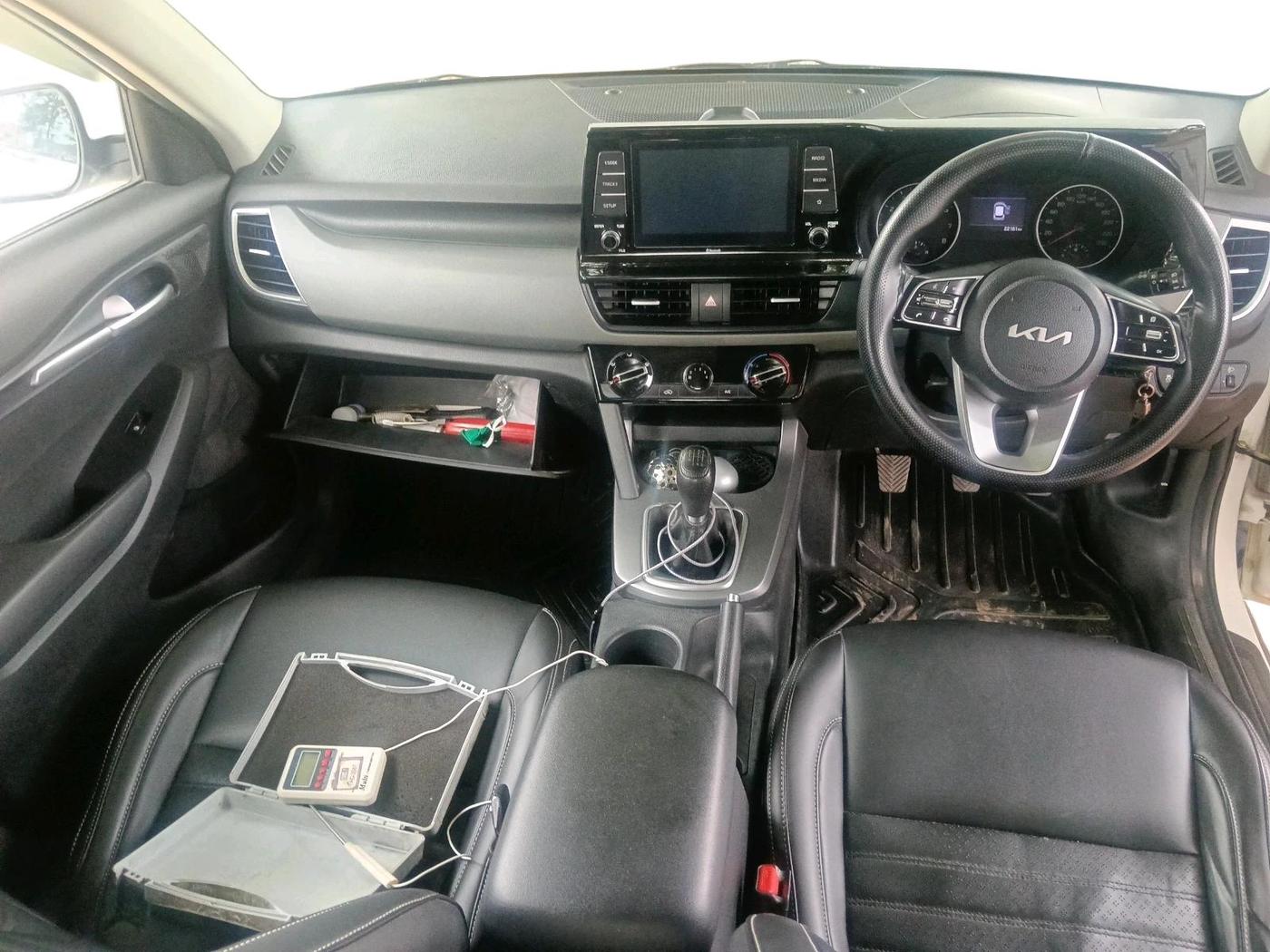 2022 KIA SELTOS HTK 1.5 PETROL, Petrol, Manual, 22,161 km, interior