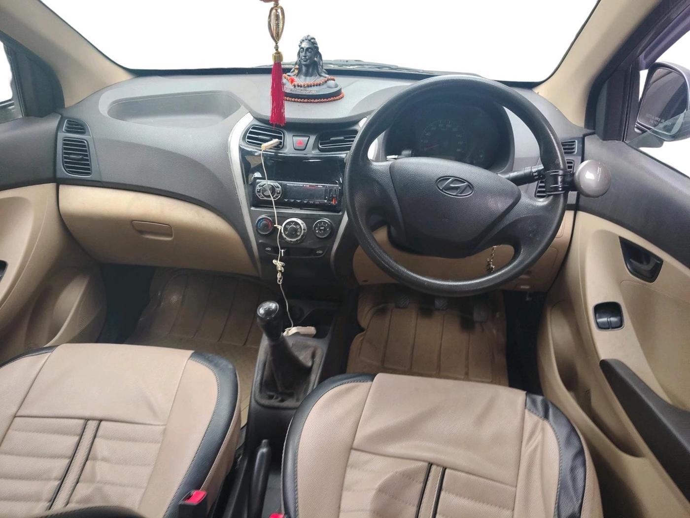 2013 Hyundai Eon ERA +, Petrol, Manual, 1,02,094 km, interior