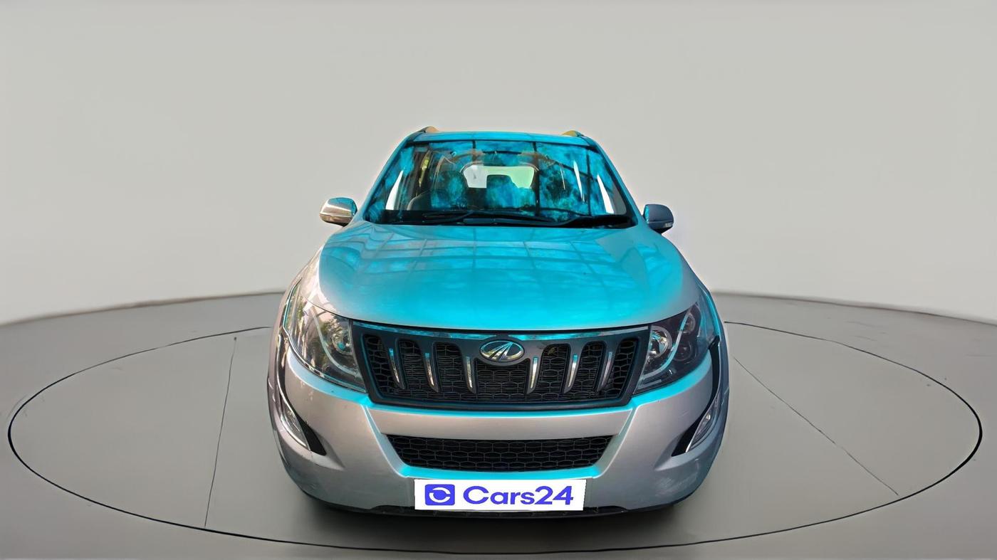 2017 Mahindra XUV500 W10, Diesel, Manual, 80,049 km, exterior