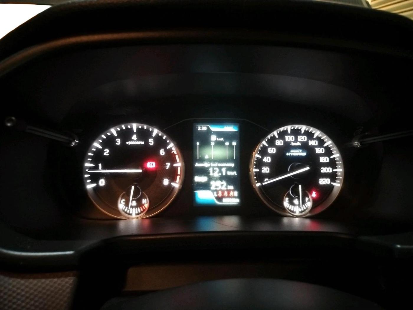 2024 Maruti BREZZA ZXI + SMART HYBRID, Petrol, Manual, 39,594 km, interior