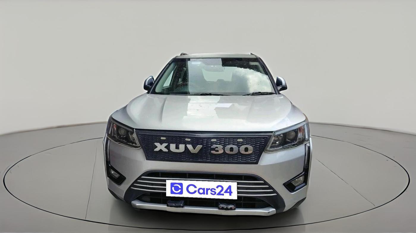 2019 Mahindra XUV300 W8 1.5 DIESEL, Diesel, Manual, 84,753 km, exterior