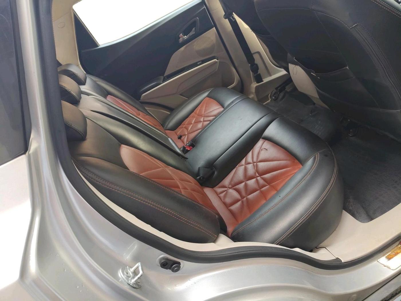 2019 Mahindra XUV300 W8 1.5 DIESEL, Diesel, Manual, 84,753 km, interior