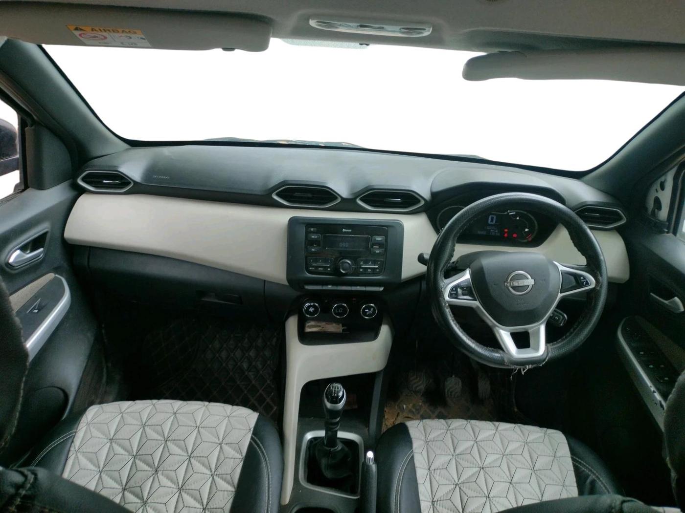 2021 Nissan MAGNITE XL, Petrol, Manual, 1,16,062 km, interior