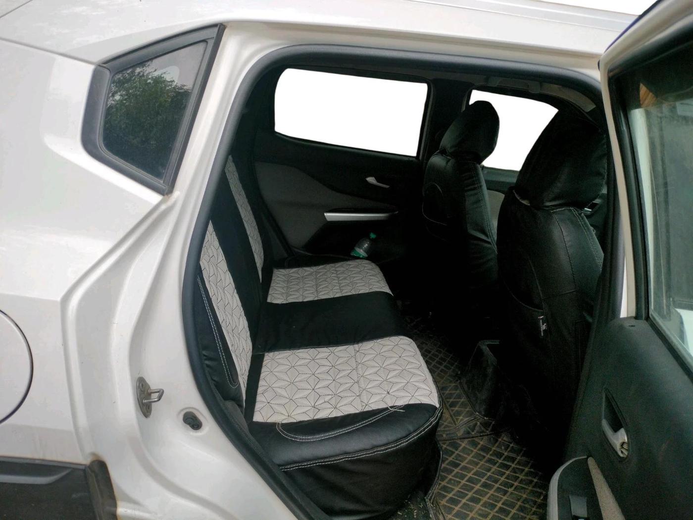 2021 Nissan MAGNITE XL, Petrol, Manual, 1,16,062 km, interior