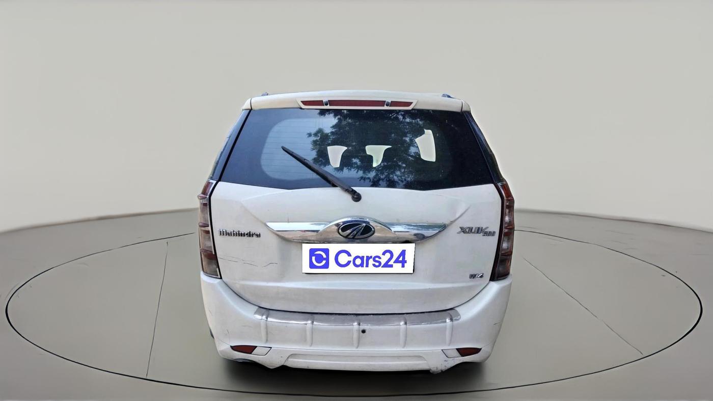 2017 Mahindra XUV500 W4, Diesel, Manual, 1,90,857 km, exterior