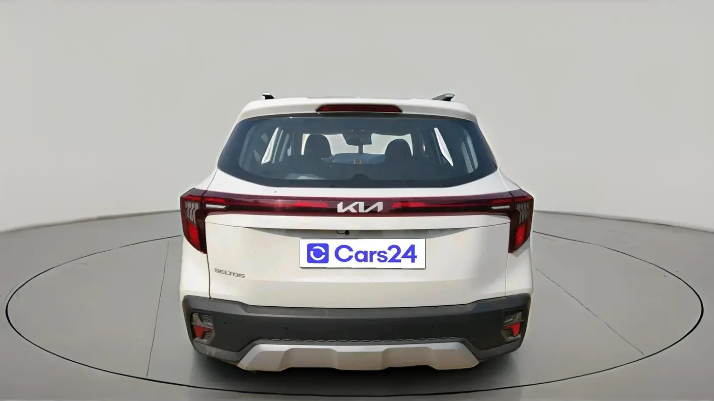 2024 KIA SELTOS  HTE 1.5 PETROL MT, Petrol, Manual, 5,704 km, exterior