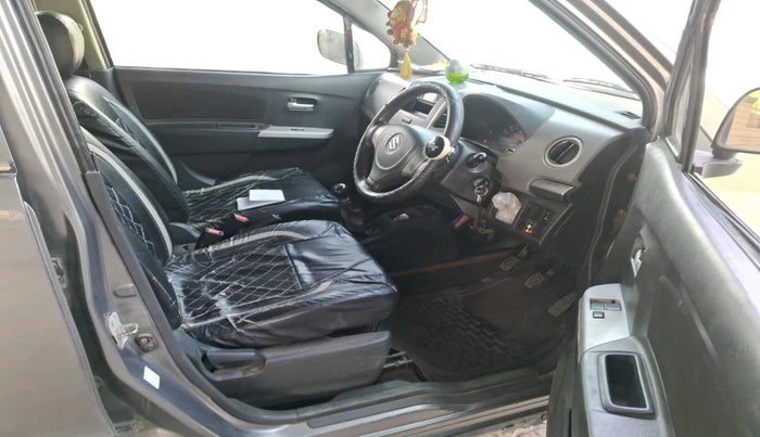 2011 Maruti Wagon R 1.0 LXI CNG, CNG, Manual, 98,476 km, interior