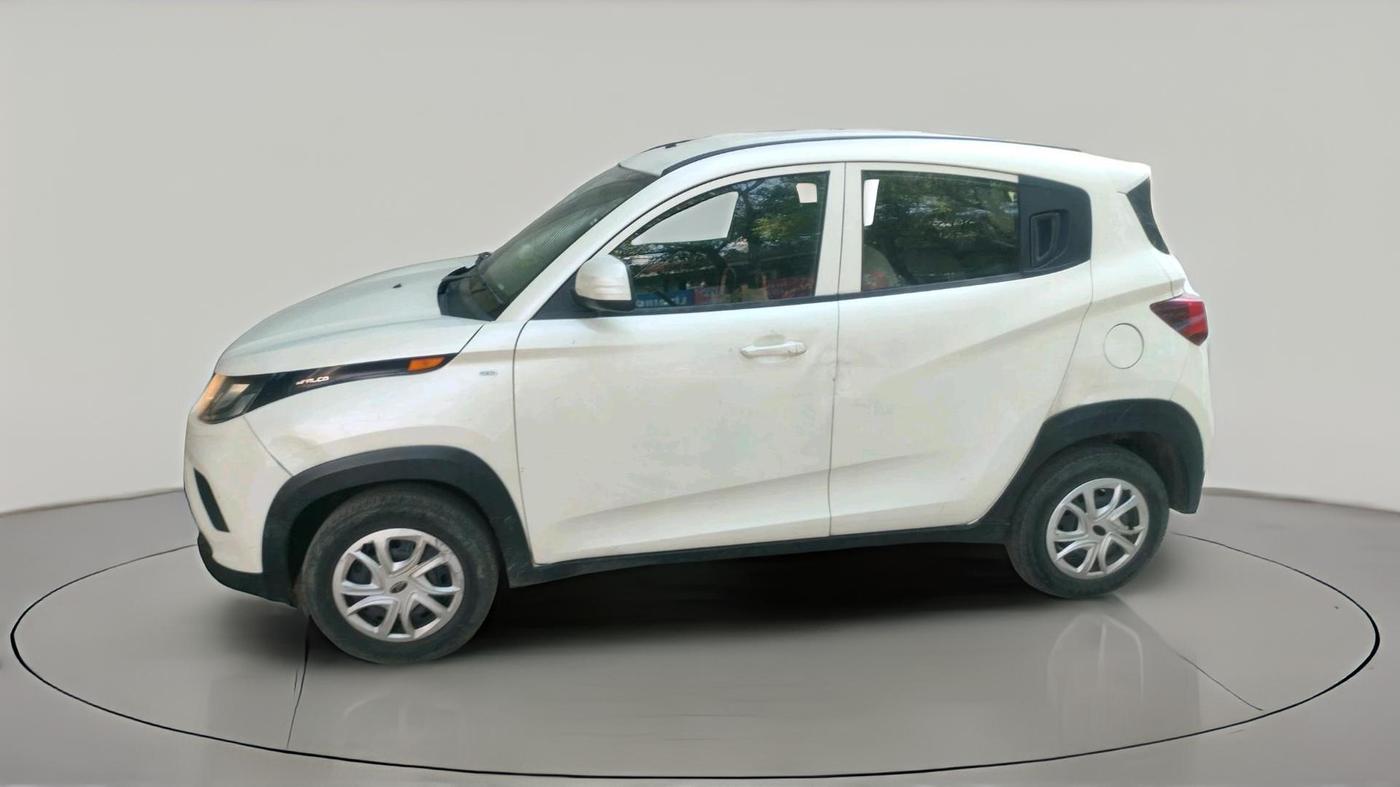 2018 Mahindra KUV 100 NXT K4+ P 6 STR, Petrol, Manual, 36,166 km, exterior