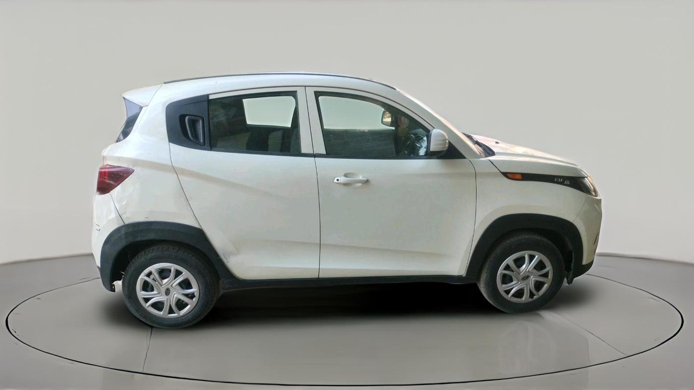 2018 Mahindra KUV 100 NXT K4+ P 6 STR, Petrol, Manual, 36,166 km, exterior