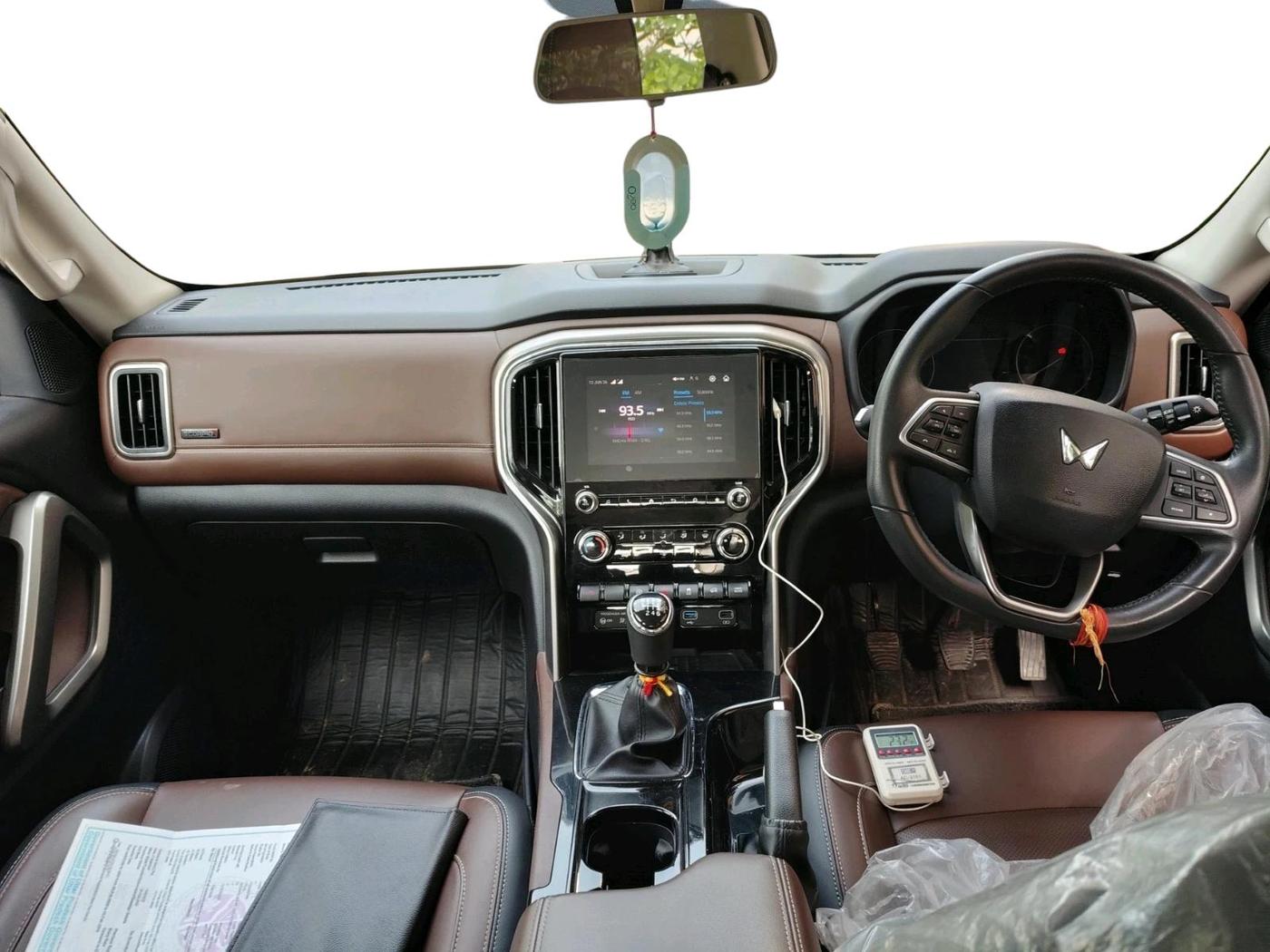 2025 Mahindra SCORPIO-N Z8 S Diesel MT 2WD 7 STR, Diesel, Manual, 21,672 km, interior