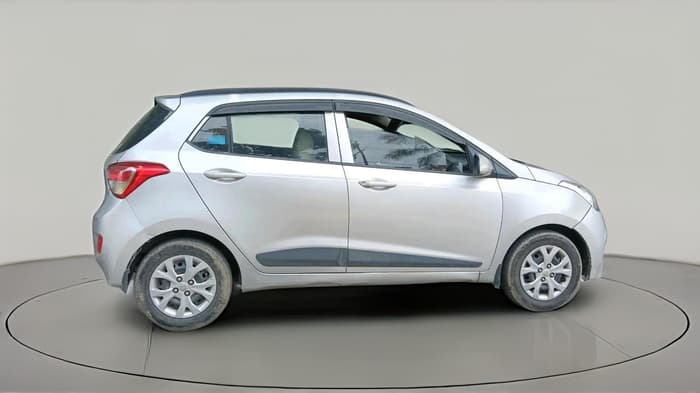 2016 Hyundai Grand i10 SPORTZ 1.2 KAPPA VTVT, Petrol, Manual, 85,476 km, exterior