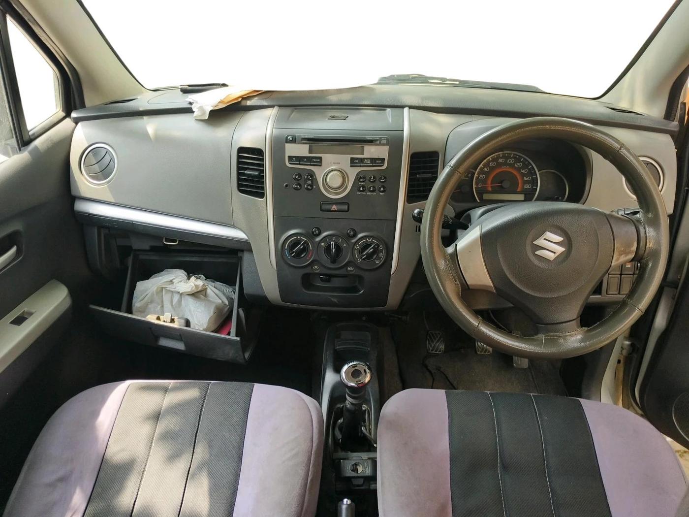 2011 Maruti Wagon R 1.0 VXI, Petrol, Manual, 78,913 km, interior