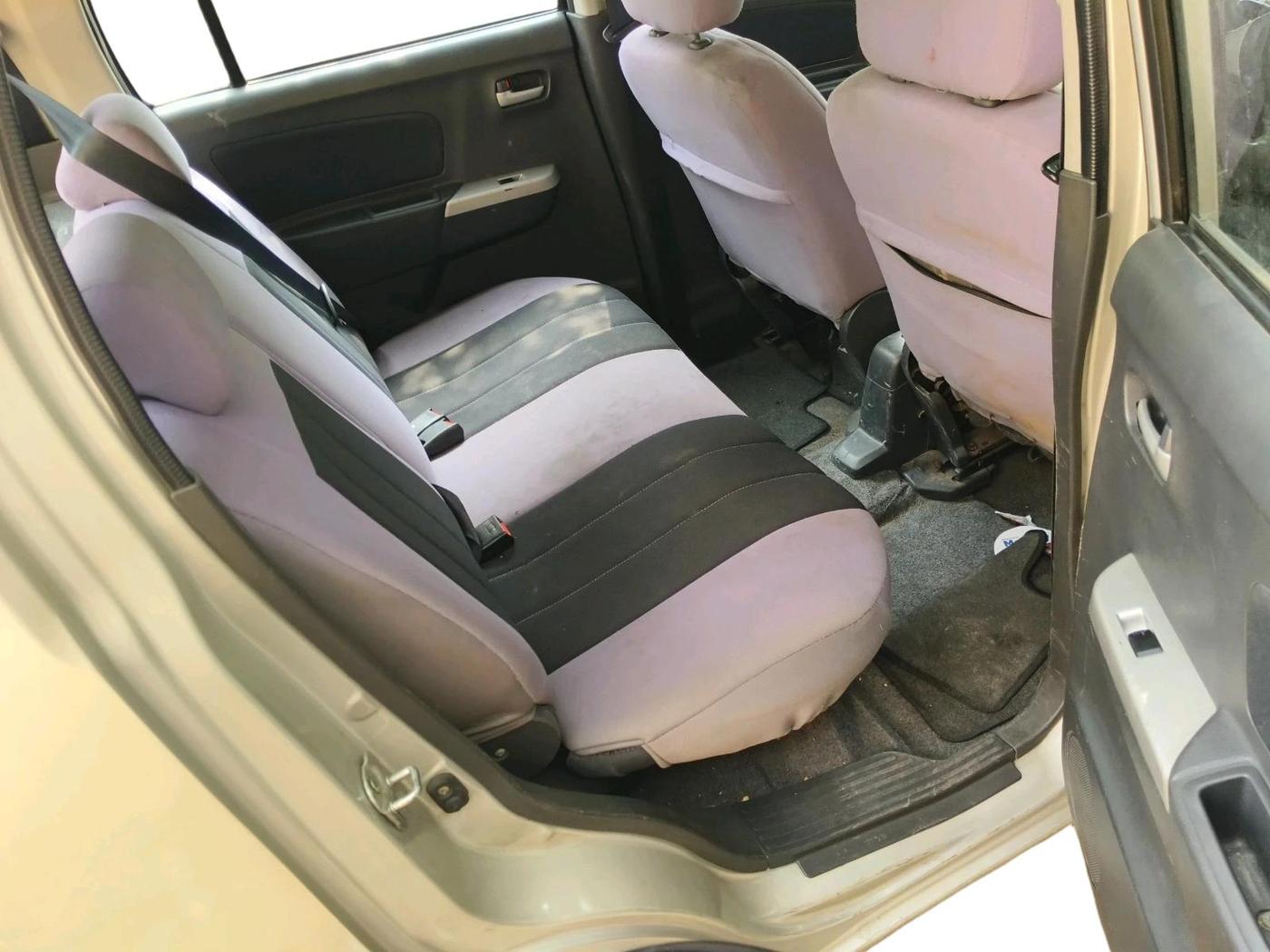 2011 Maruti Wagon R 1.0 VXI, Petrol, Manual, 78,913 km, interior