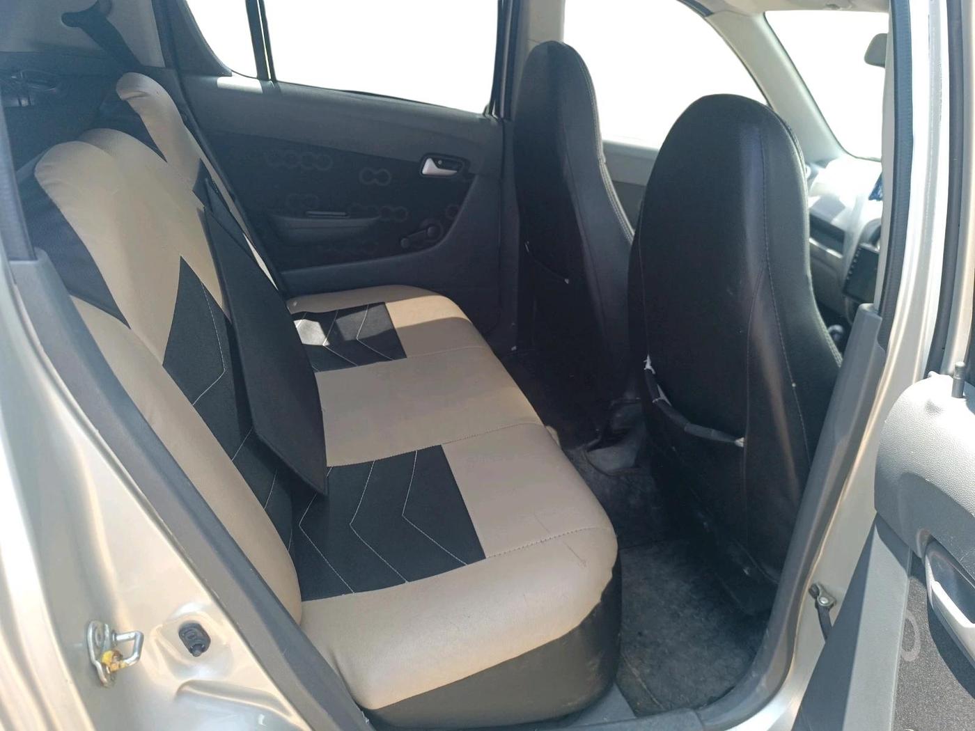 2013 Maruti Alto 800 LXI, CNG, Manual, 79,627 km, interior