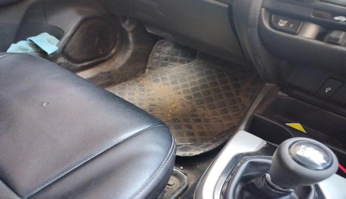 2017 Honda WR-V 1.5L I-DTEC S MT, Diesel, Manual, 74,576 km, interior