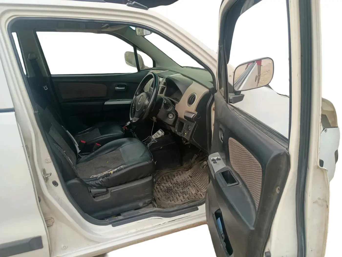 2013 Maruti Wagon R 1.0 LXI CNG, CNG, Manual, 1,99,589 km, interior