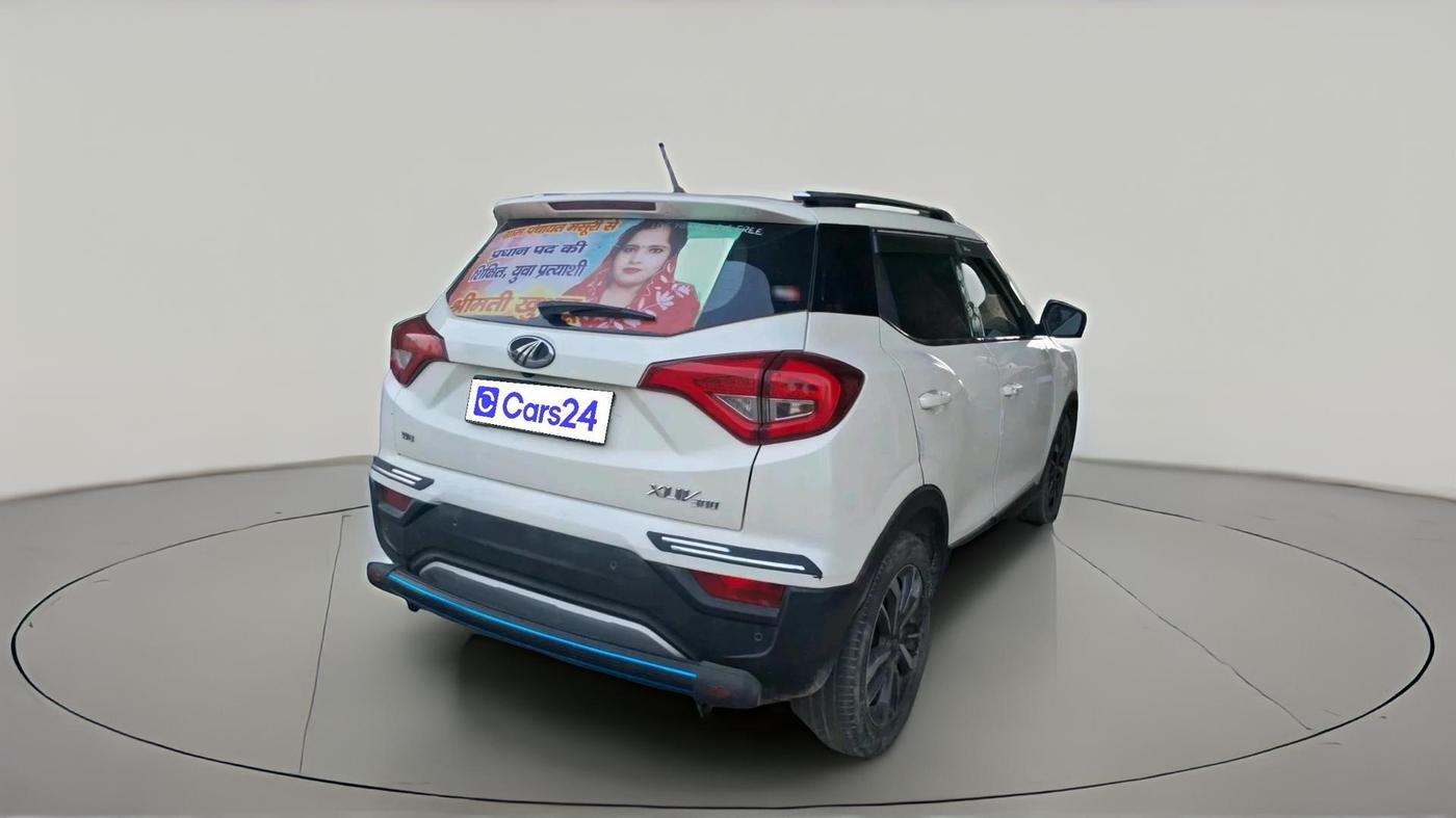 2019 Mahindra XUV300 W8 (O) 1.2 PETROL, Petrol, Manual, 86,000 km, exterior