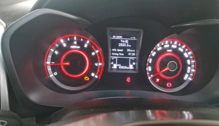 2019 Mahindra XUV300 W8 (O) 1.2 PETROL, Petrol, Manual, 83,828 km, interior
