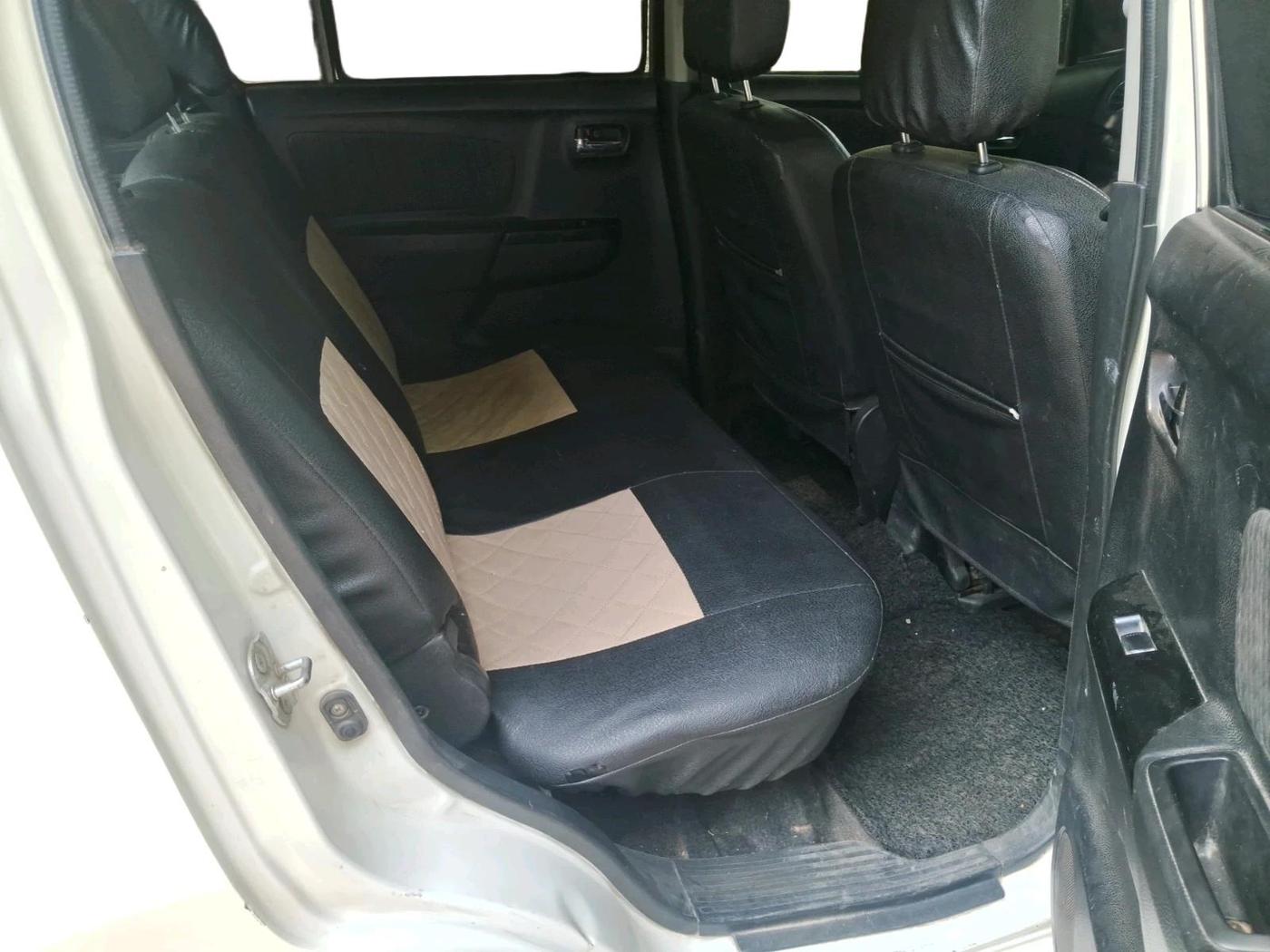2014 Maruti Wagon R Stingray VXI, CNG, Manual, 1,26,946 km, interior