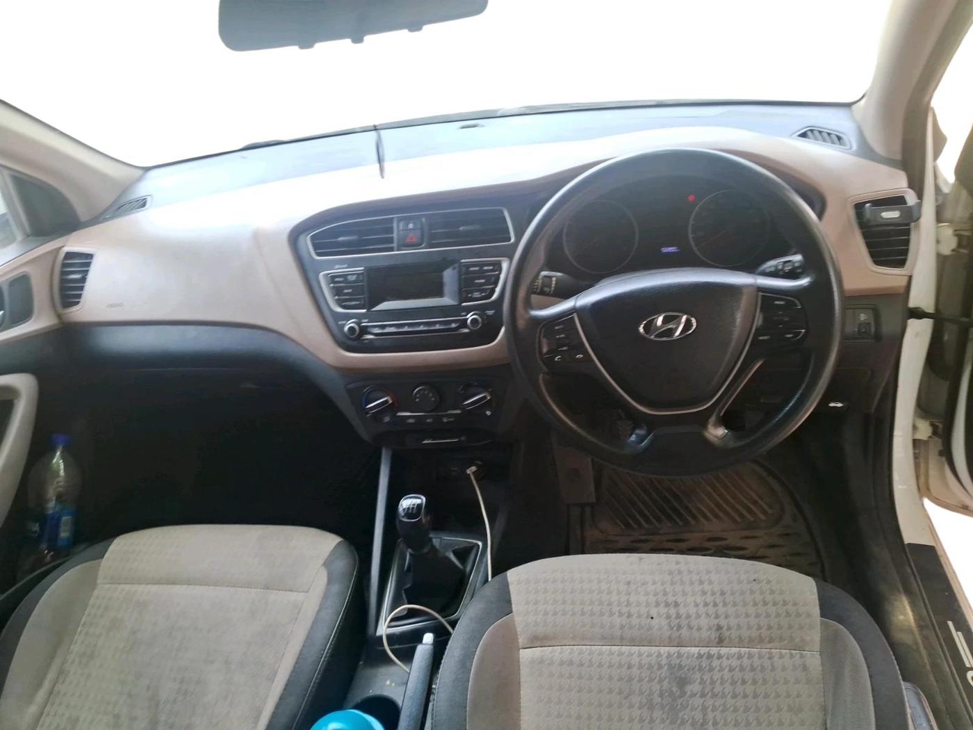 2018 Hyundai Elite i20 SPORTZ 1.2, Petrol, Manual, 56,900 km, interior