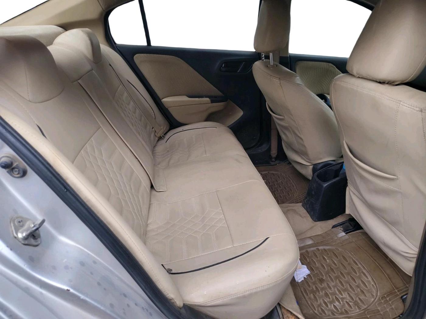 2014 Honda City 1.5L I-VTEC S MT, Petrol, Manual, 1,47,924 km, interior
