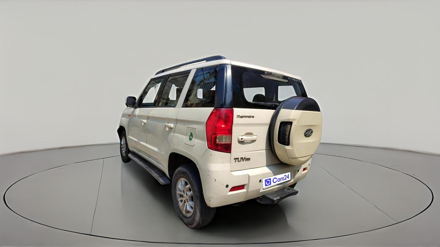 2016 Mahindra TUV300 T8, Diesel, Manual, 1,85,000 km, exterior