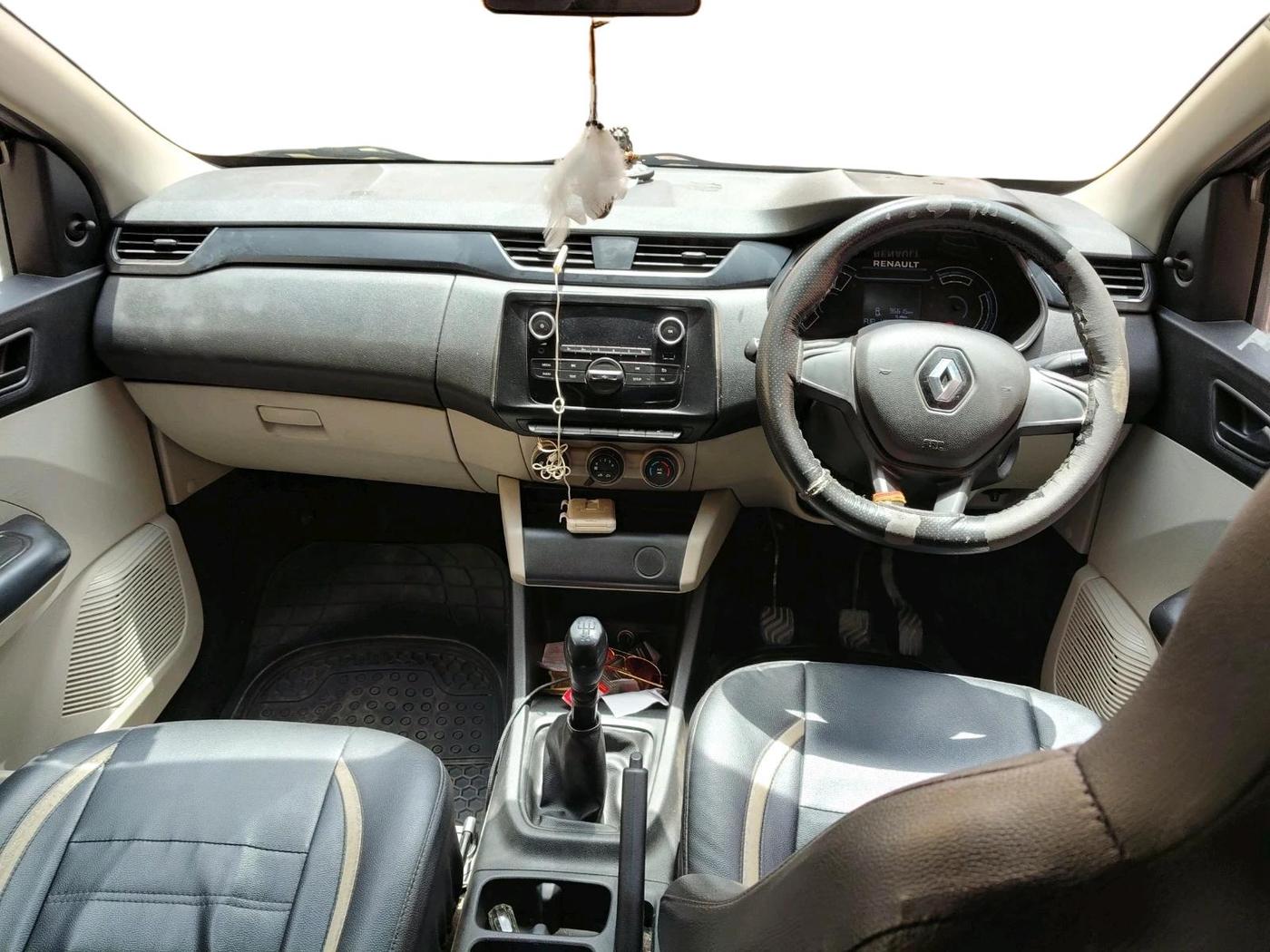 2023 Renault TRIBER RXL MT, Petrol, Manual, 96,615 km, interior