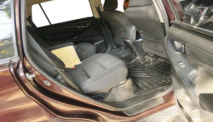 2021 Toyota Innova Crysta 2.4 GX 7 STR, Diesel, Manual, 86,534 km, interior