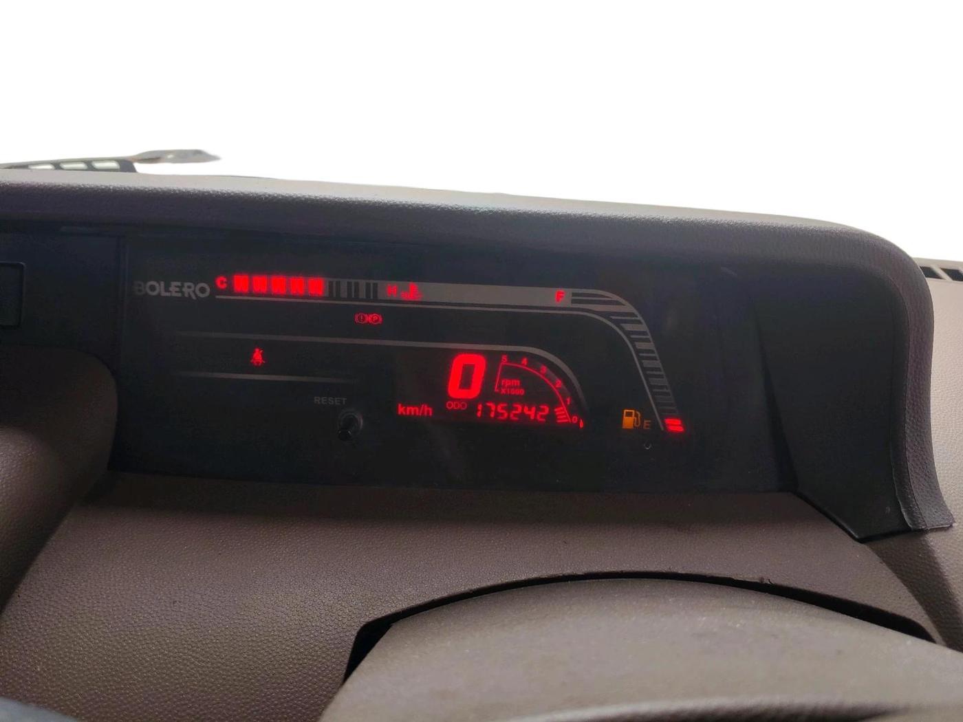 2012 Mahindra Bolero SLX BS-III, Diesel, Manual, 1,75,242 km, interior