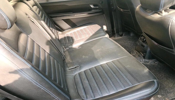 2019 Tata Hexa XM 4X2 7 STR, Diesel, Manual, 58,284 km, interior