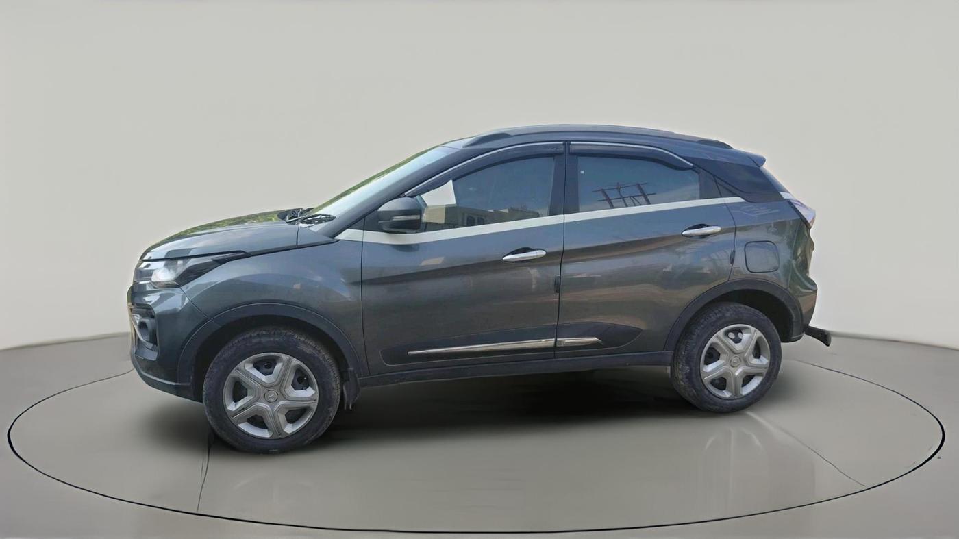 2023 Tata NEXON XM PETROL, Petrol, Manual, 80,481 km, exterior