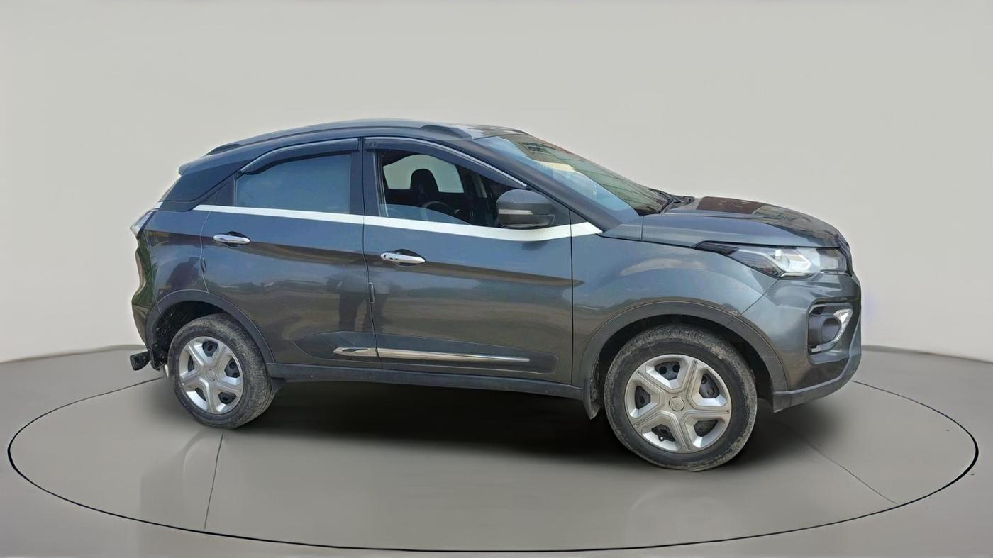 2023 Tata NEXON XM PETROL, Petrol, Manual, 80,481 km, exterior