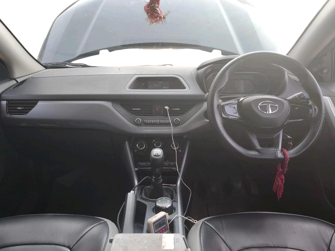 2023 Tata NEXON XM PETROL, Petrol, Manual, 80,481 km, interior