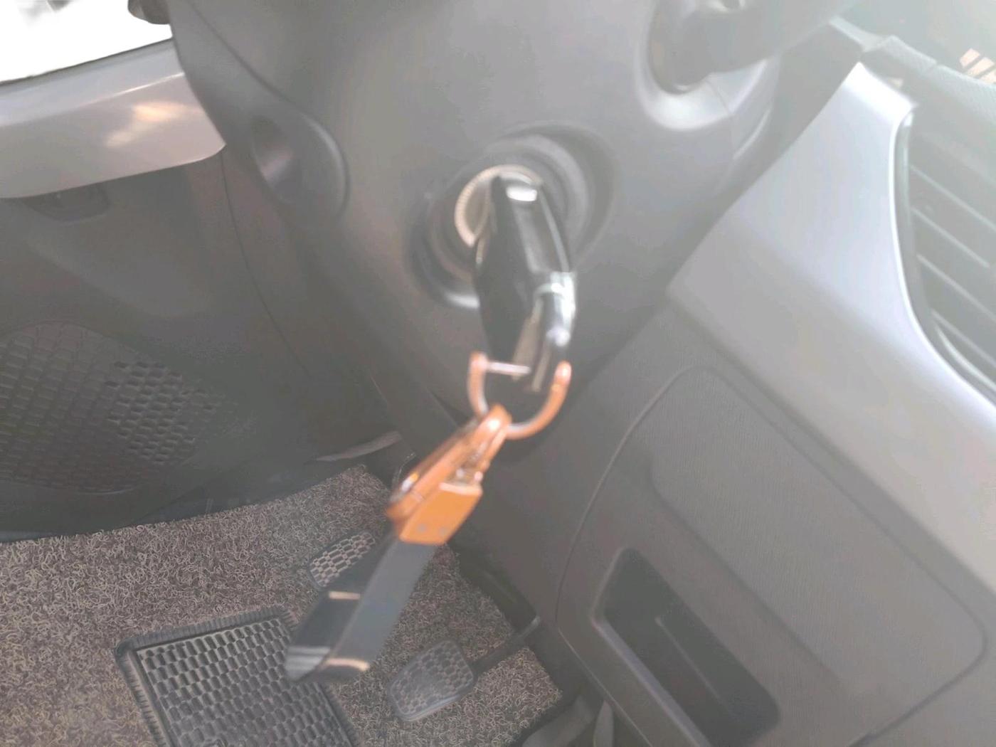 2023 Tata NEXON XM PETROL, Petrol, Manual, 80,481 km, interior
