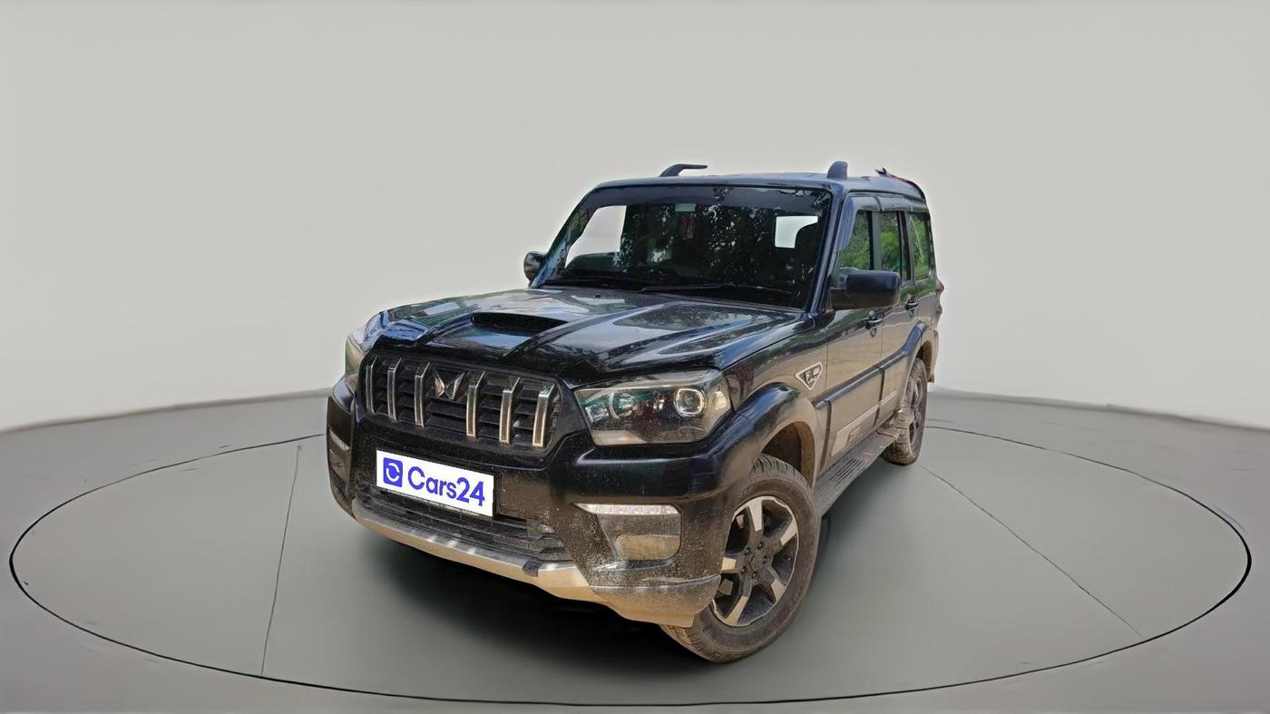 2022 Mahindra SCORPIO CLASSIC S11 7STR, Diesel, Manual, 94,306 km, exterior