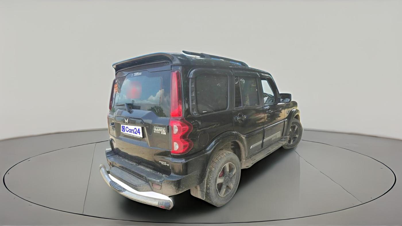 2022 Mahindra SCORPIO CLASSIC S11 7STR, Diesel, Manual, 94,306 km, exterior