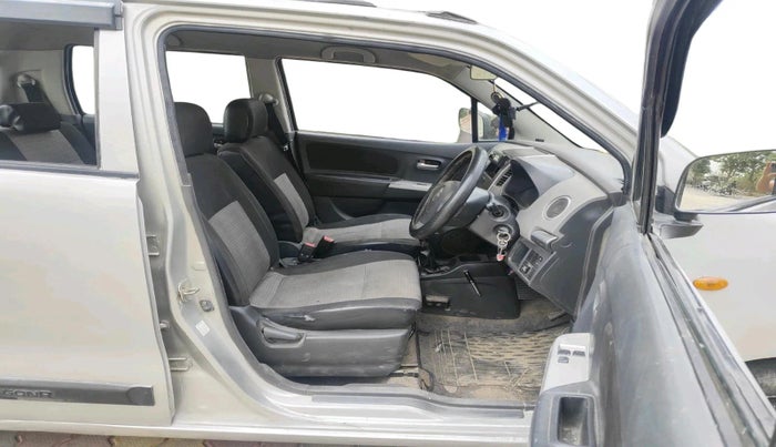 2012 Maruti Wagon R 1.0 LXI, CNG, Manual, 1,29,936 km, interior