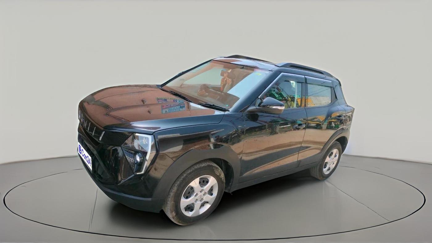 2025 Mahindra XUV 3XO MX2 Pro 1.2 L TCMPFi, Petrol, Manual, 5,948 km, exterior