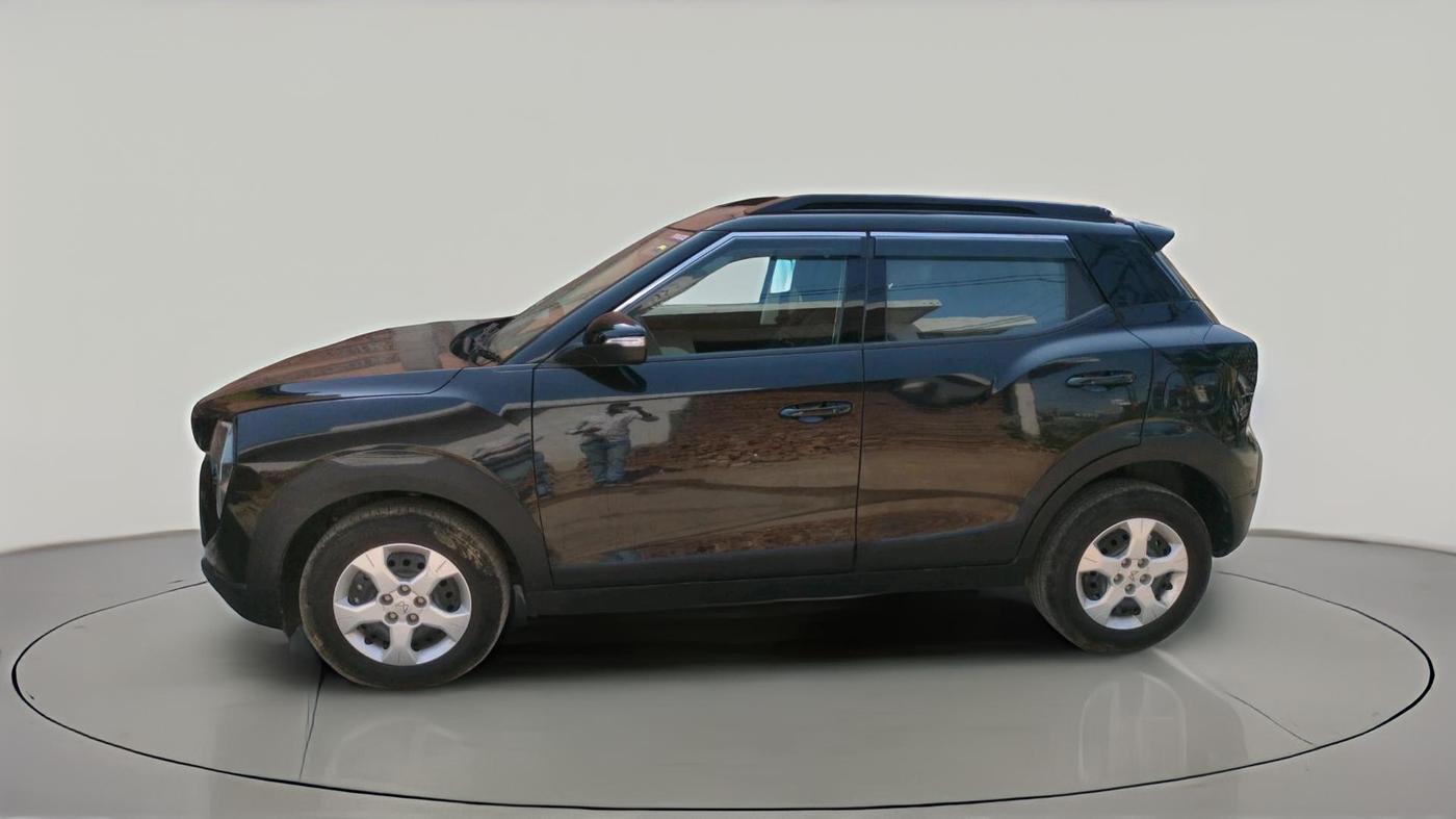 2025 Mahindra XUV 3XO MX2 Pro 1.2 L TCMPFi, Petrol, Manual, 5,948 km, exterior