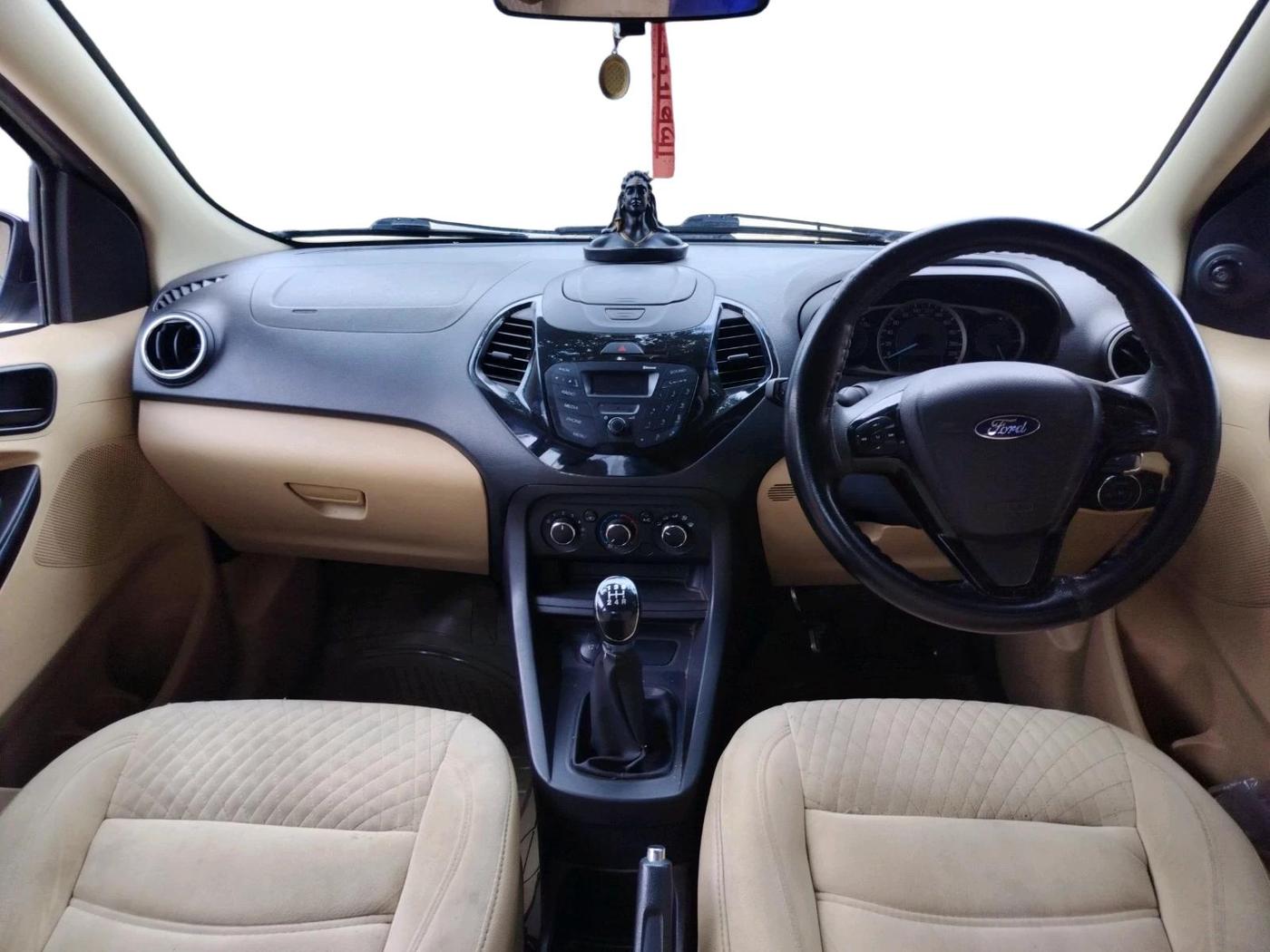 2015 Ford Figo Aspire AMBIENTE 1.5 DIESEL, Diesel, Manual, 1,05,802 km, interior