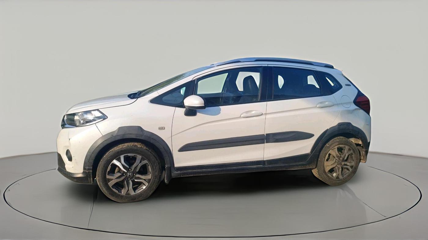 2018 Honda WR-V 1.5L I-DTEC S MT, Diesel, Manual, 42,603 km, exterior