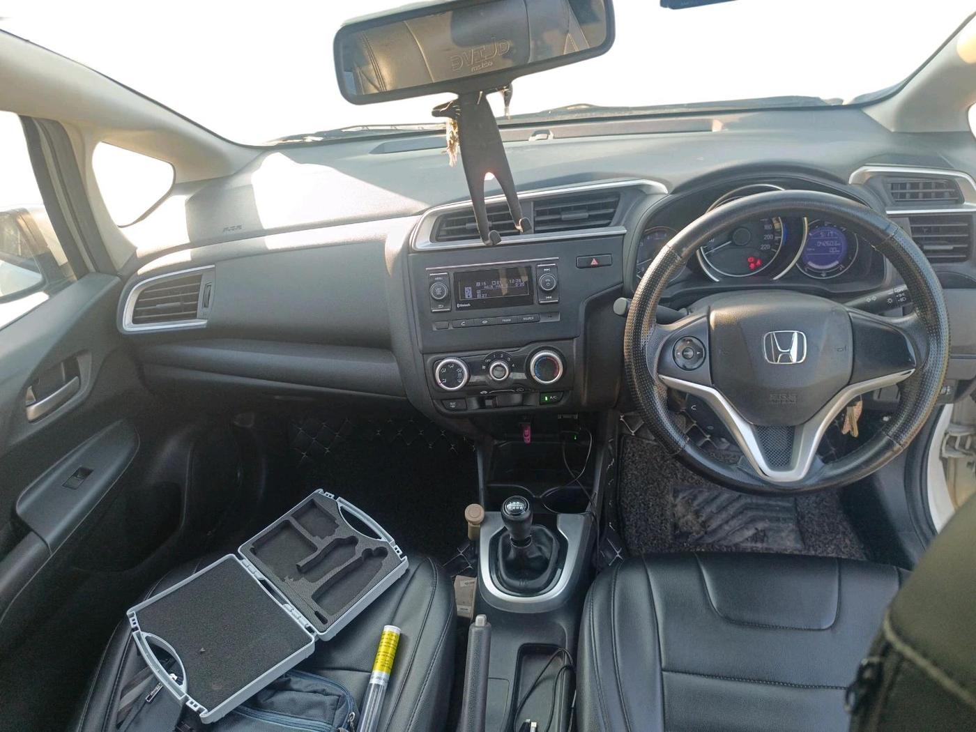 2018 Honda WR-V 1.5L I-DTEC S MT, Diesel, Manual, 42,603 km, interior