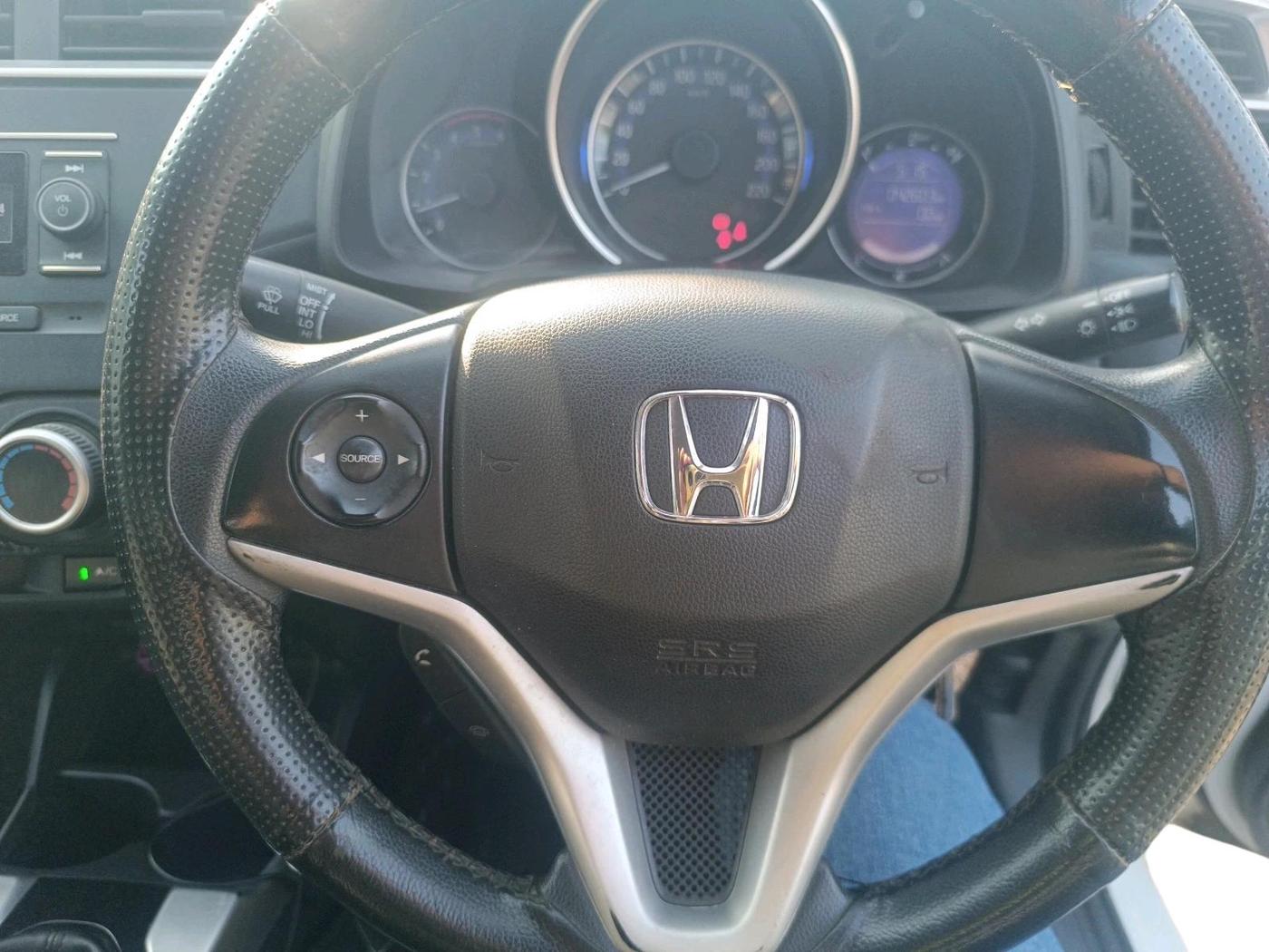 2018 Honda WR-V 1.5L I-DTEC S MT, Diesel, Manual, 42,603 km, interior