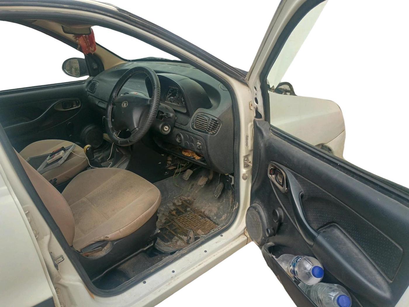 2017 Tata Indigo ECS GLS, Petrol, Manual, 64,598 km, interior