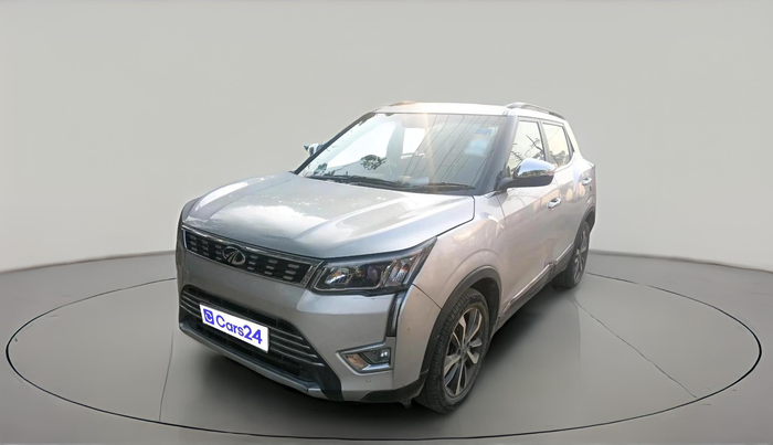 2021 Mahindra XUV300 W8 (O) 1.2 PETROL, Petrol, Manual, 18,390 km, exterior