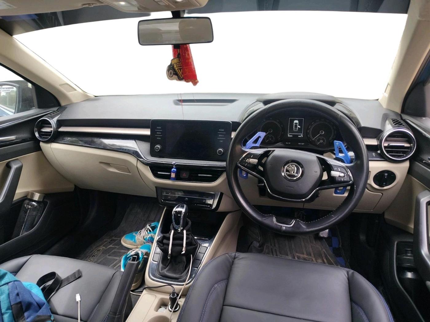 2022 Skoda SLAVIA AMBITION 1.0L TSI AT, Petrol, Automatic, 38,265 km, interior