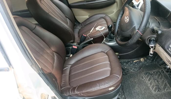 2012 Hyundai i20 MAGNA (O) 1.2, CNG, Manual, 71,855 km, interior