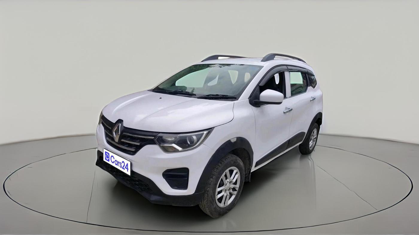 2022 Renault TRIBER RXE MT, Petrol, Manual, 28,548 km, exterior