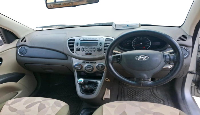 2011 Hyundai i10 ASTA 1.2, CNG, Manual, 72,100 km, interior