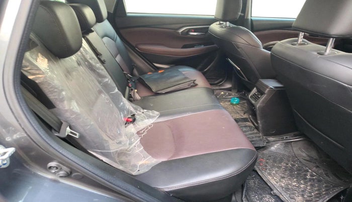 2023 Maruti Grand Vitara ALPHA SMART HYBRID, Petrol, Manual, 13,672 km, interior